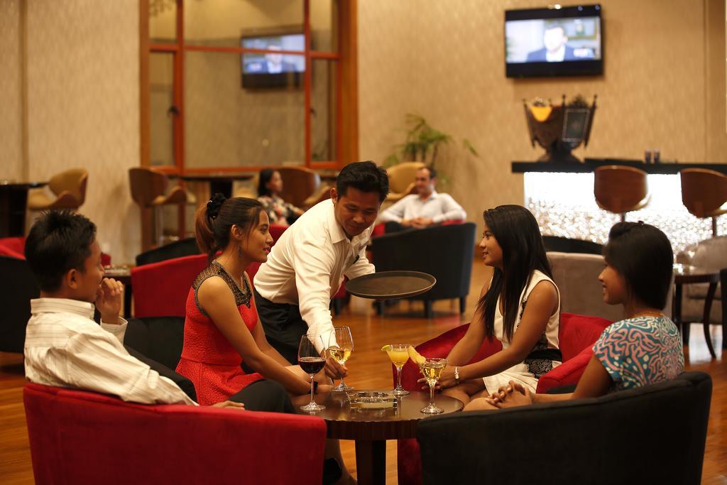 Horizon Lake View Resort Naypyidaw Exterior foto