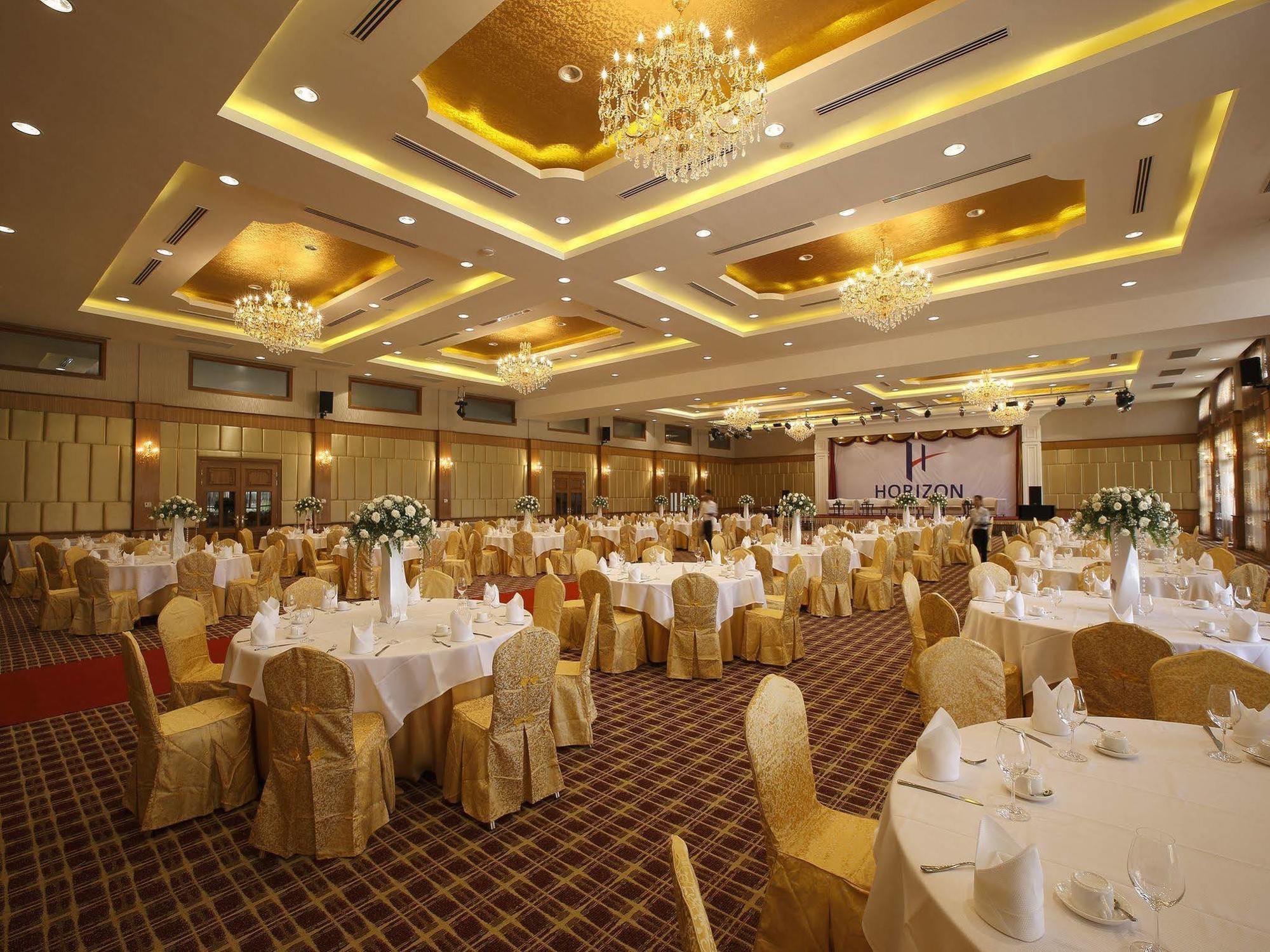 Horizon Lake View Resort Naypyidaw Exterior foto
