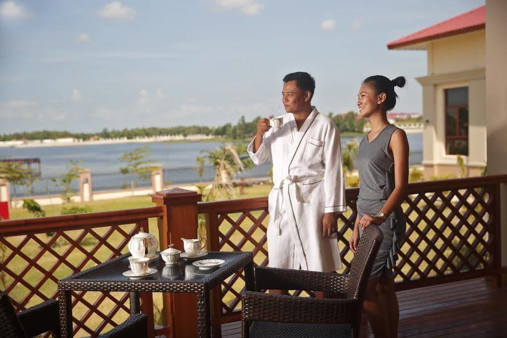 Horizon Lake View Resort Naypyidaw Exterior foto